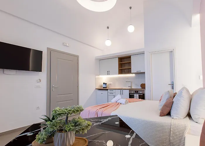 Santorini Villatzio Suites