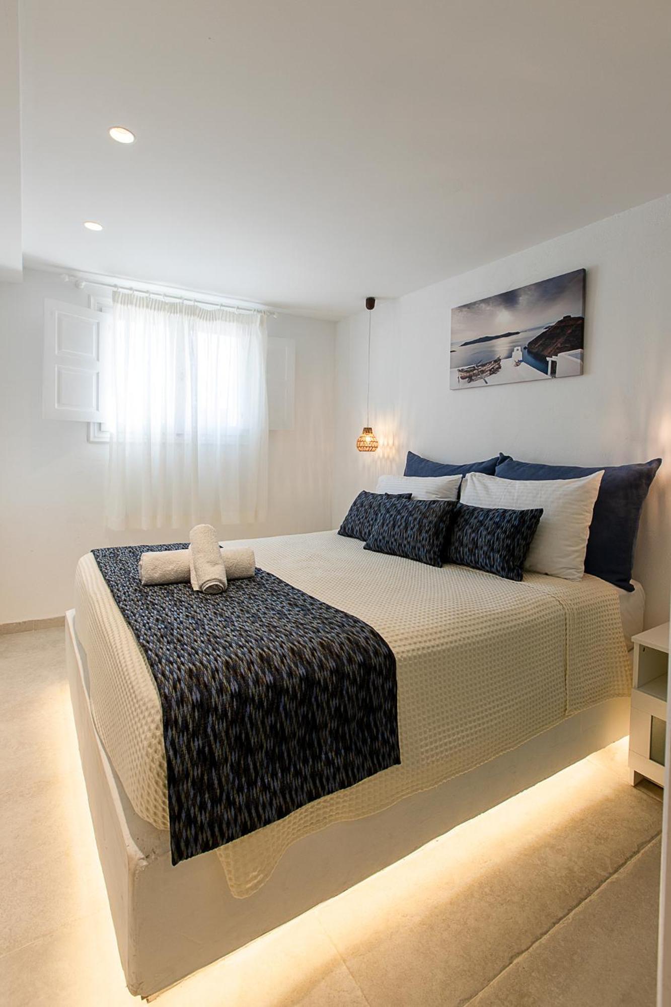 Santorini Villatzio